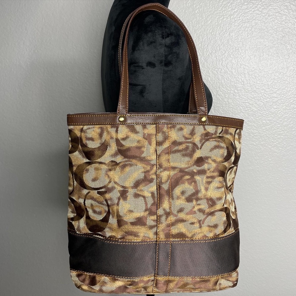 Coach tote